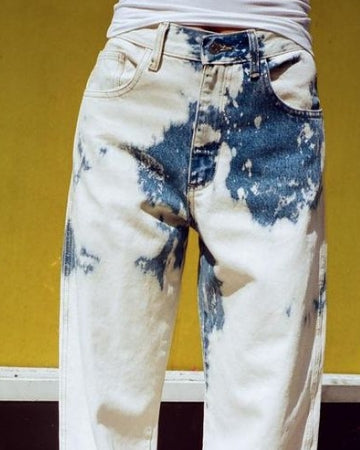 DICKIES & BENJAMIN MOORE