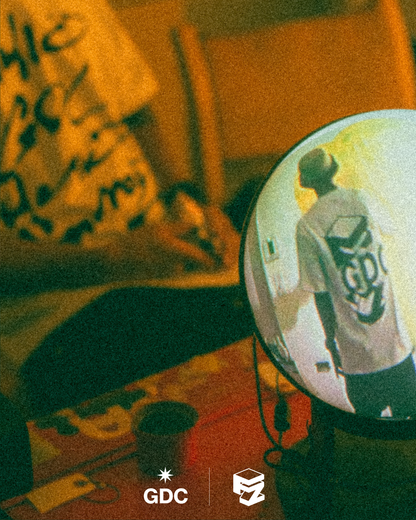【FAMOUZ×GDC collabo】tee1