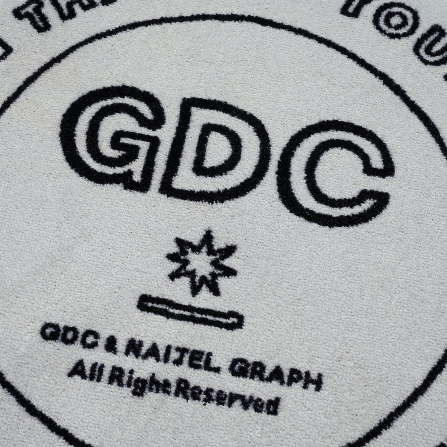 【NAIJEL GRAPH×GDC】Logo Rug