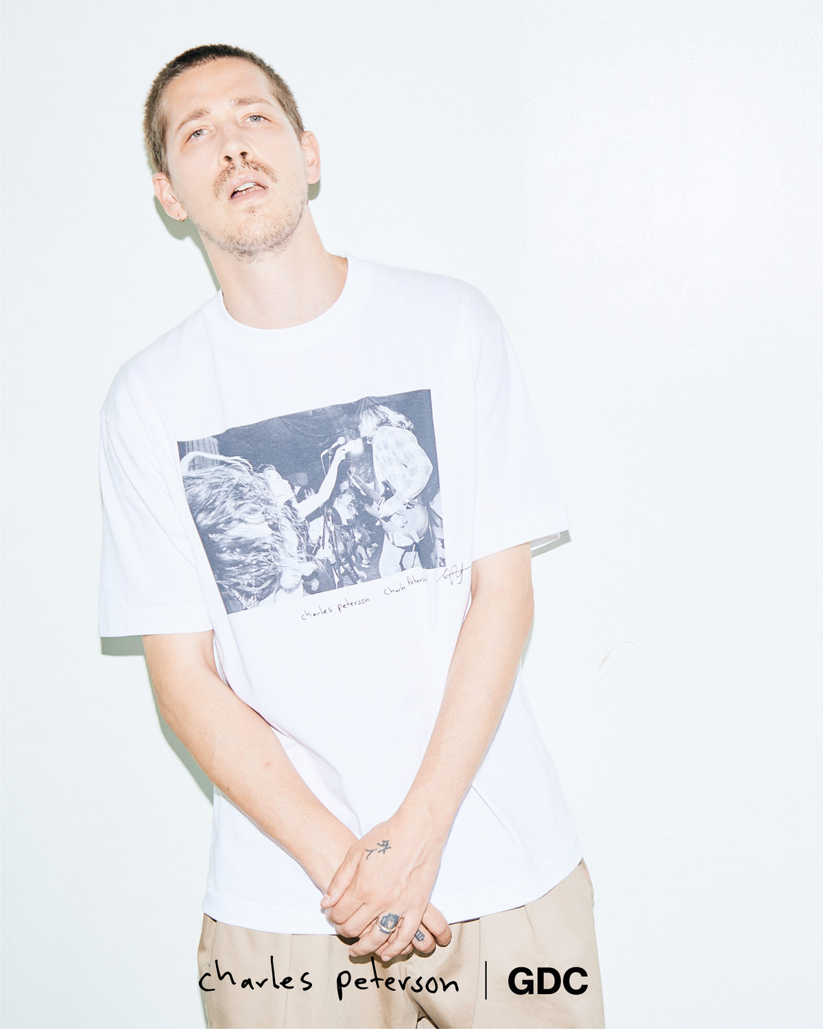 【Charles Peterson×GDC】Raji's Finger Point Tee(発送予定：2026年12月上旬~)
