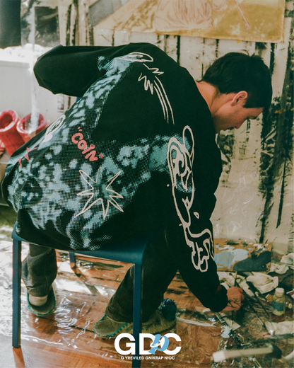 【COIN PARKING DELIVERY×GDC】TWO DOGS LONG TEE(発送予定：2026年9月下旬~)